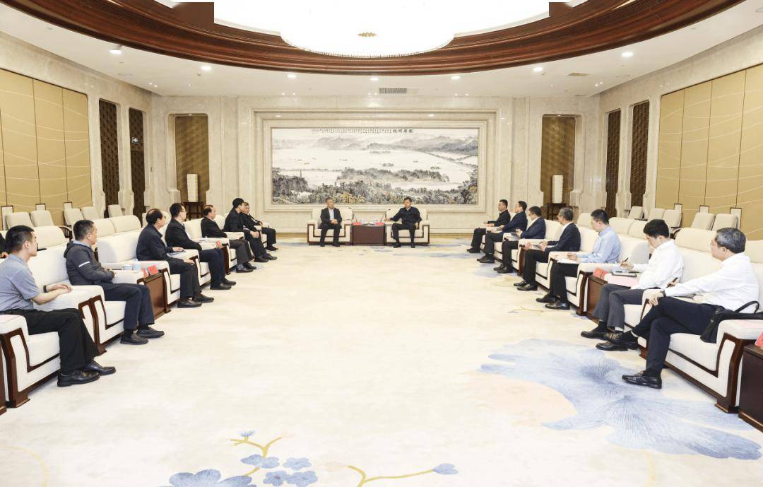 校党委书记赵长禄带队赴浙江杭州 深入推进在杭办学工作
