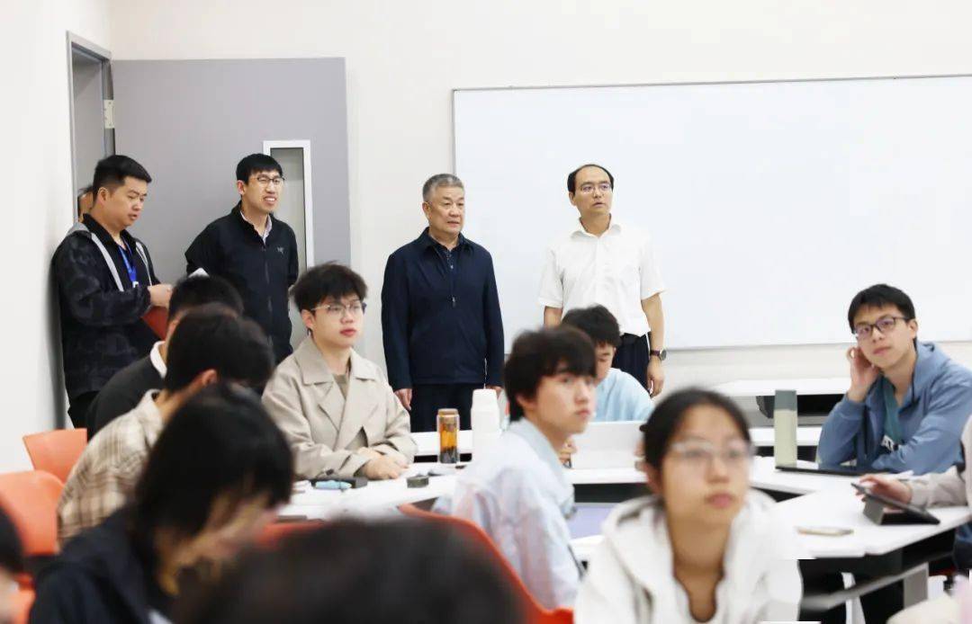 校党委书记赵长禄带队赴浙江杭州 深入推进在杭办学工作