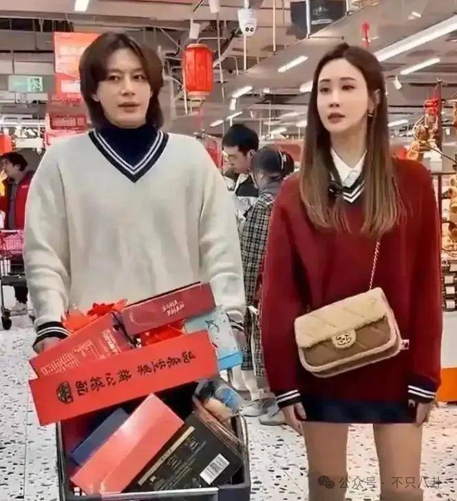 自曝与丈夫经常吵架？但怎么感觉她是在变相秀恩爱呢！