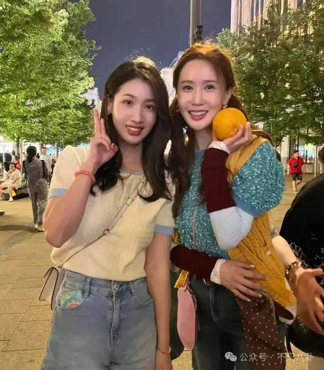 自曝与丈夫经常吵架？但怎么感觉她是在变相秀恩爱呢！